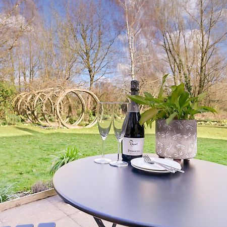 The Hideaway @ Flagham Cottage. Malmesbury Exteriör bild