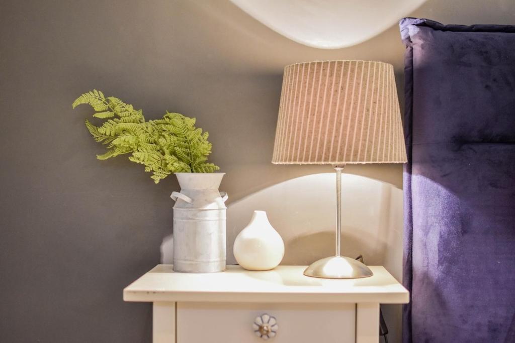 The Hideaway @ Flagham Cottage. Malmesbury Exteriör bild