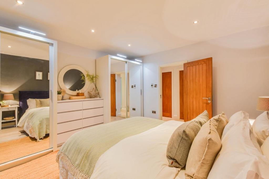 The Hideaway @ Flagham Cottage. Malmesbury Exteriör bild