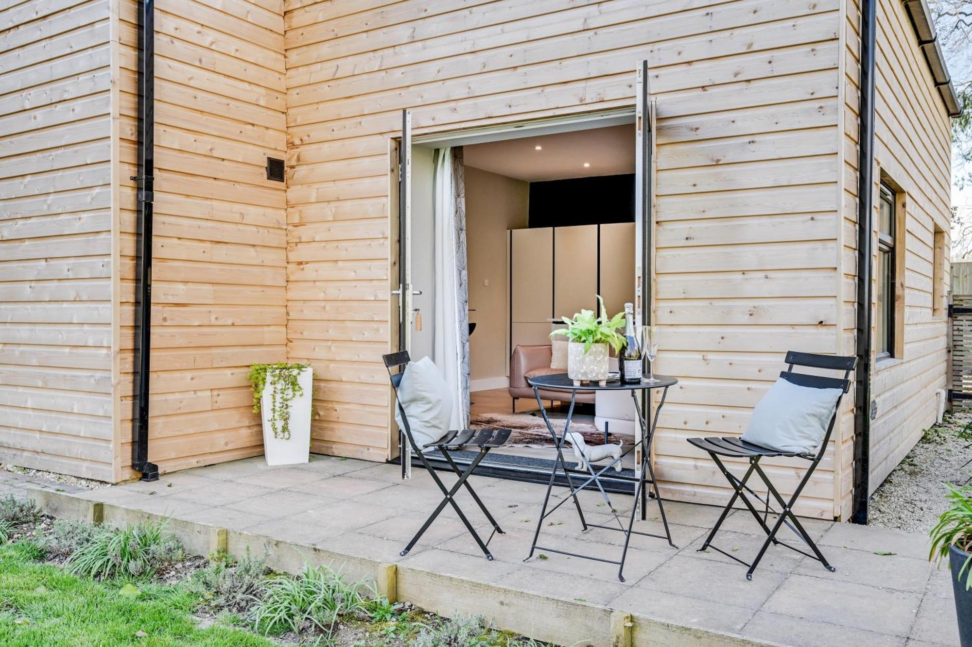 The Hideaway @ Flagham Cottage. Malmesbury Exteriör bild